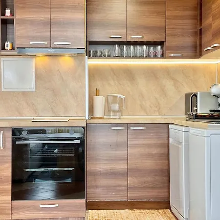 Seasky Smarthome-penthouse With Private Parking Apartament