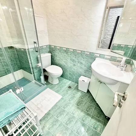 Seasky Smarthome-penthouse With Private Parking Apartament