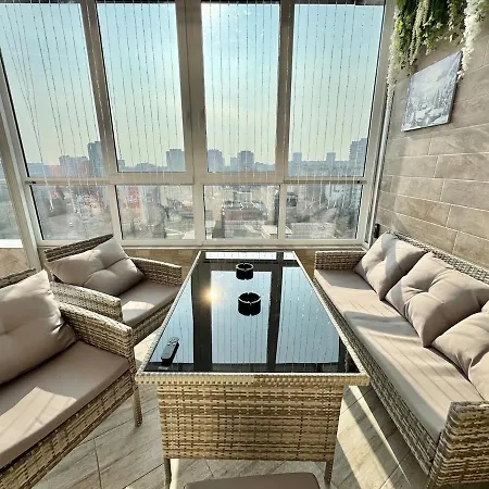 Seasky Smarthome-penthouse With Private Parking Apartament