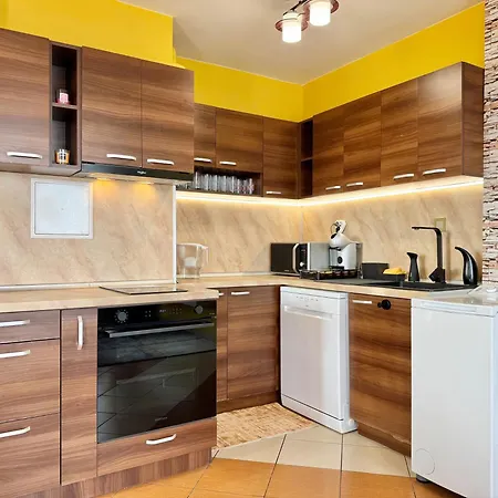 Seasky Smarthome-penthouse With Private Parking Апартамент