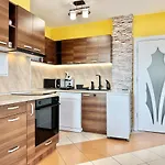 Seasky Smarthome-penthouse With Private Parking Apartamento